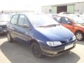 Voiture accidentée : RENAULT SCENIC