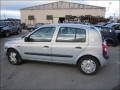 Voiture accidentée : RENAULT CLIO