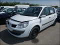 Voiture accidentée : RENAULT SCENIC