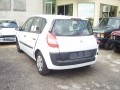 Voiture accidentée : RENAULT SCENIC