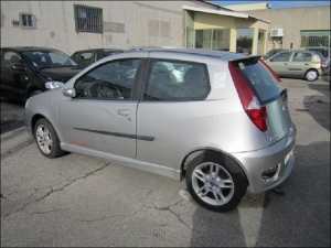 Voiture accidentée : FIAT PUNTO
