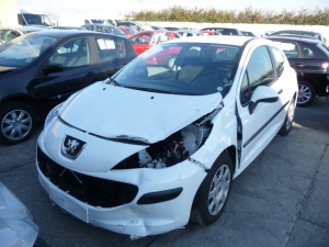 Voiture accidentée : PEUGEOT 207