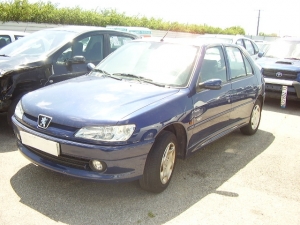 Voiture accidentée : PEUGEOT 306
