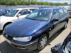 Voiture accidentée : PEUGEOT 406