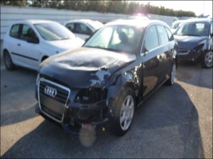 Voiture accidentée : AUDI A4