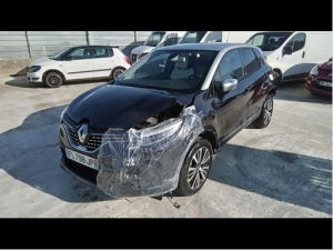 Voiture accidentée : RENAULT CAPTUR