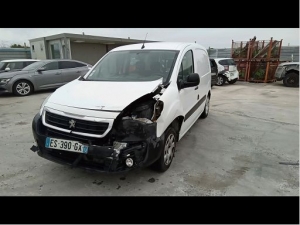 Voiture accidentée : PEUGEOT PARTNER