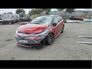 Voiture accidentée : TOYOTA COROLLA