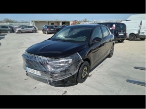 Voiture accidentée : OPEL CORSA