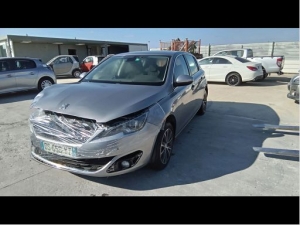 Voiture accidentée : PEUGEOT 308