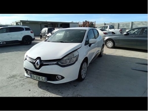 Voiture accidentée : RENAULT CLIO