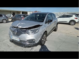 Voiture accidentée : RENAULT CAPTUR