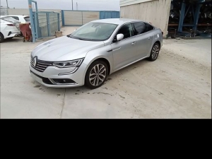 Voiture accidentée : RENAULT TALISMAN