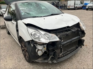 Voiture accidentée : DS DS3