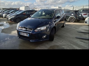 Voiture accidentée : FORD FOCUS