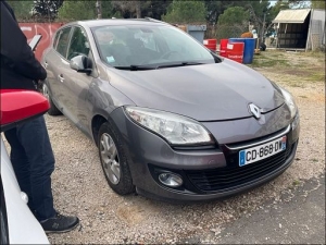 Voiture accidentée : RENAULT MEGANE