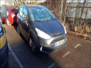 Voiture accidentée : FORD B-MAX