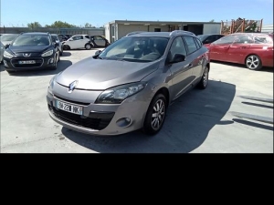 Voiture accidentée : RENAULT MEGANE