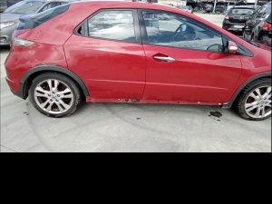 Voiture accidentée : HONDA CIVIC