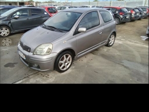 Voiture accidentée : TOYOTA YARIS