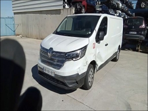 Voiture accidentée : RENAULT TRAFIC